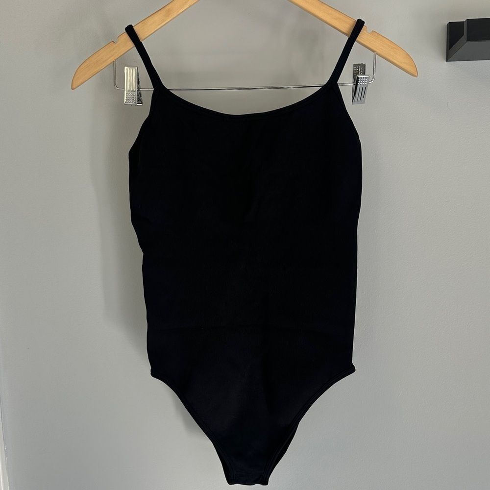 OQQ Black Ribbed Bodysuit